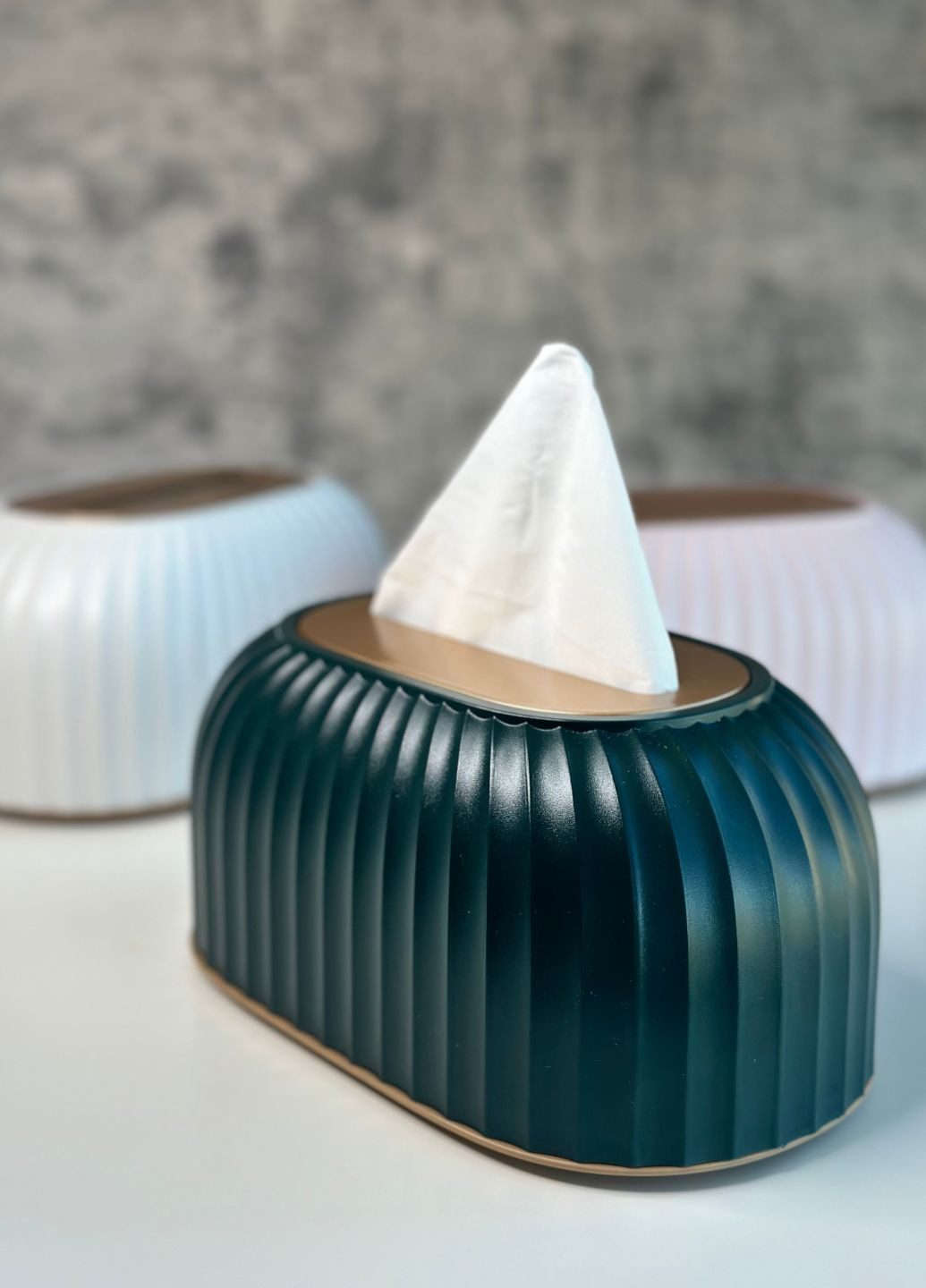 Большая салфетница матовая с пружиной для салфеток. Салфетницы на стол для салфеток. Салфетницы для кафе No Brand (293152731)