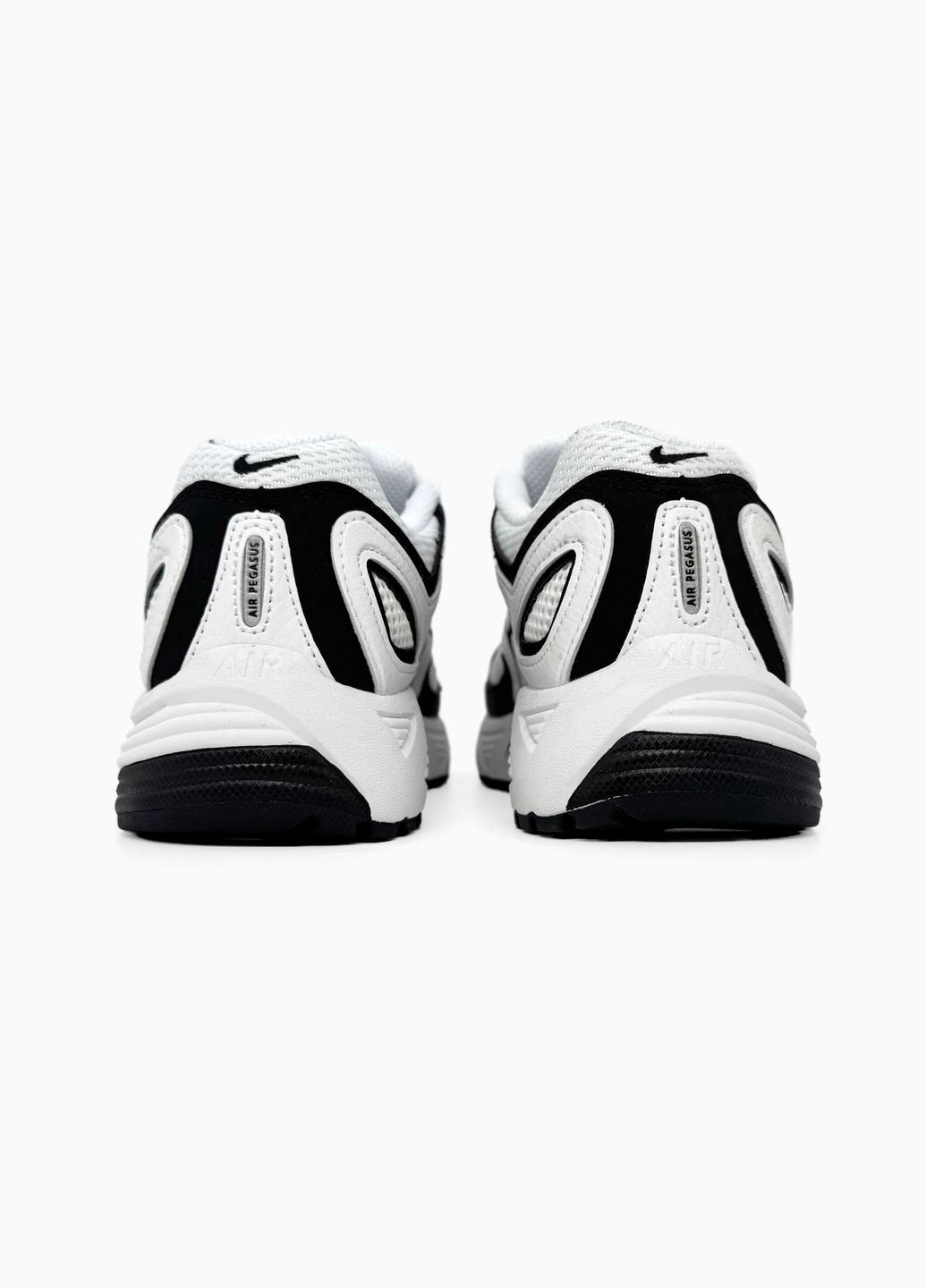 Кросівки жіночі і чоловічі Nike Air Pegasus 2K5 black white | Найк Аір Пегасус 2K5 чорно-білі No Brand чорно-білі демісезони (316091175)