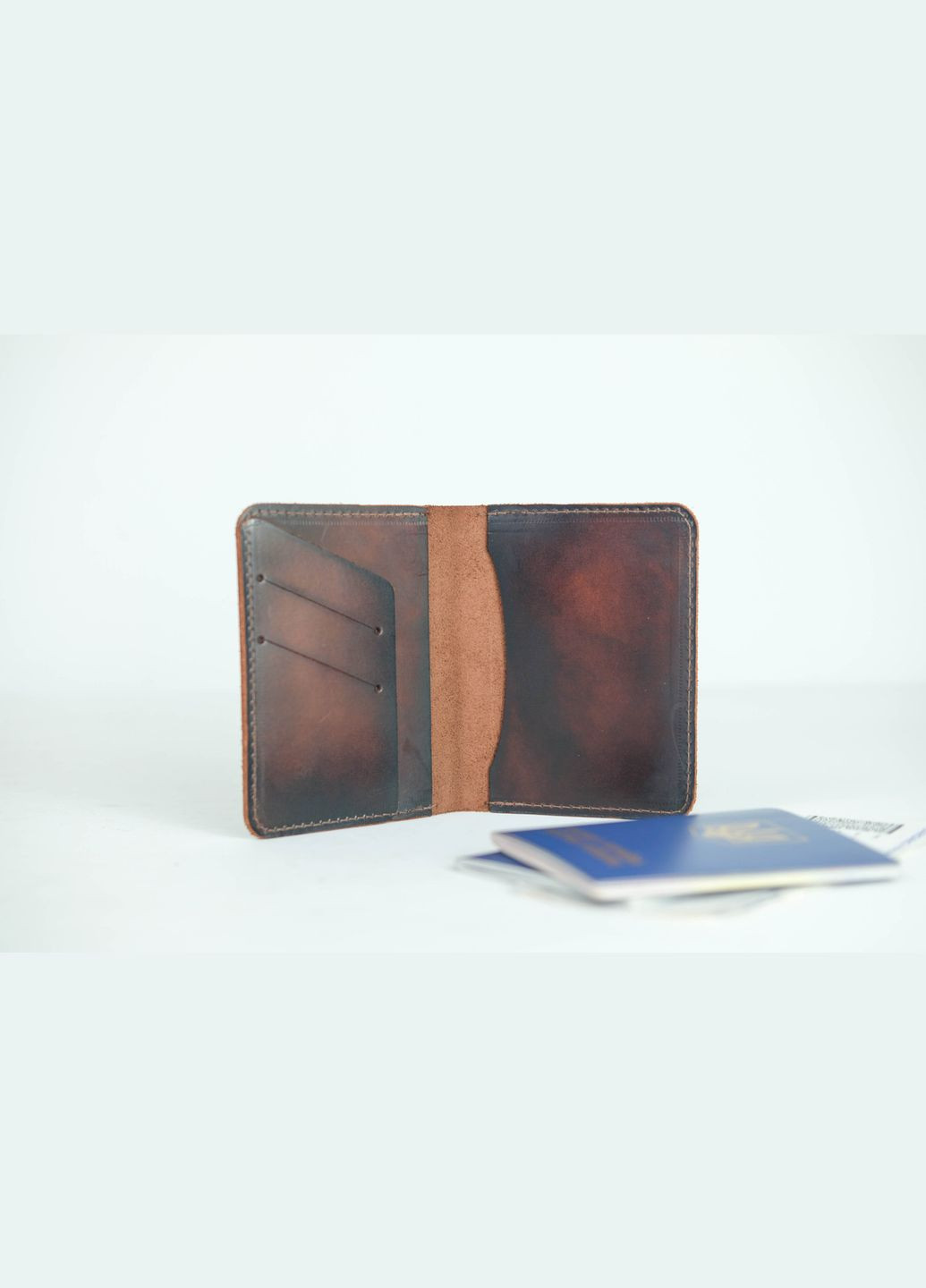 Кожаная обложка для документов Модель №16, натуральная кожа итальянский Краст, цвет Вишня Berty (299397122)