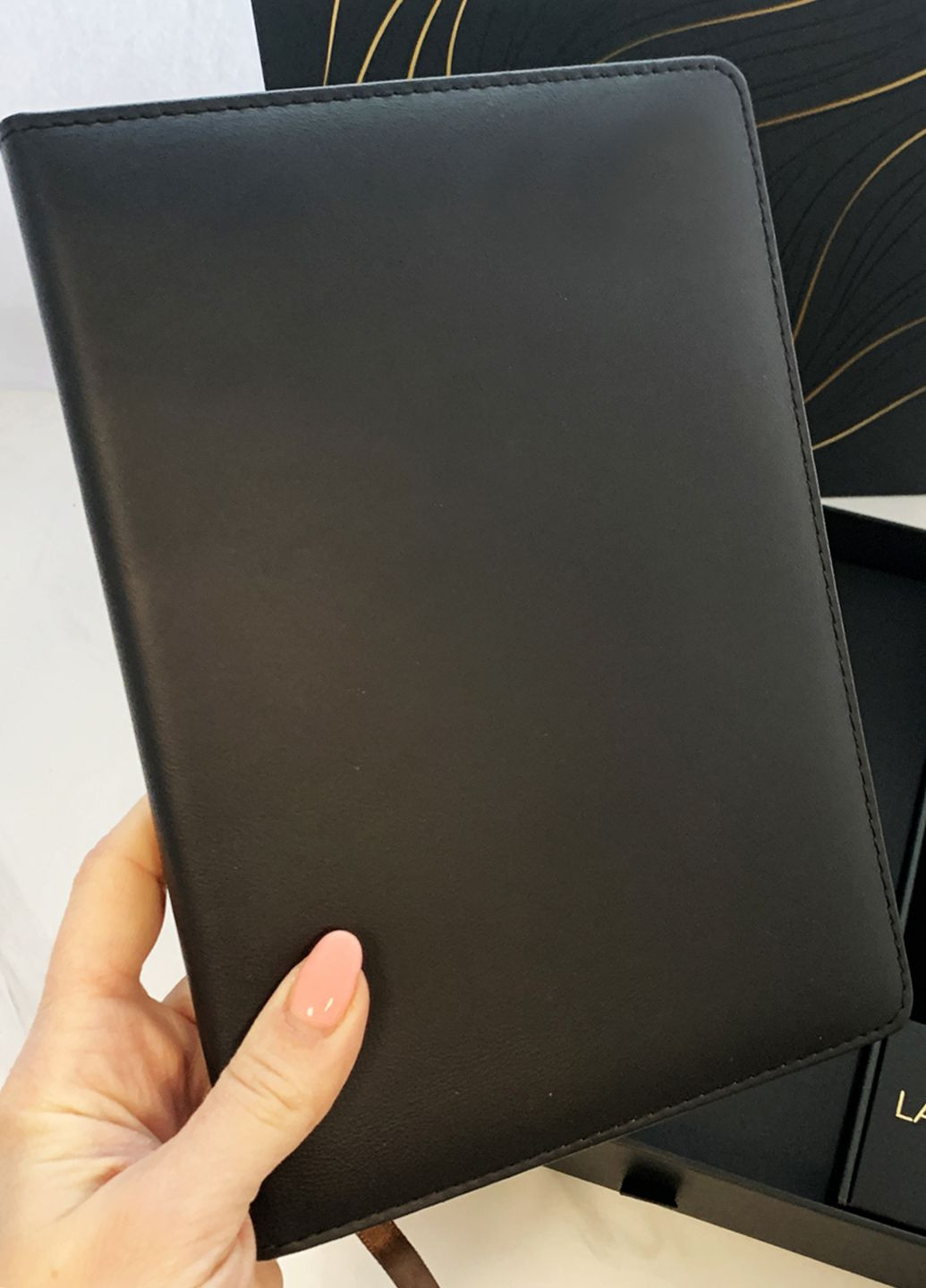 Подарунковий набір: блокнот і ручка в коробці, чорний No Brand (317171437)