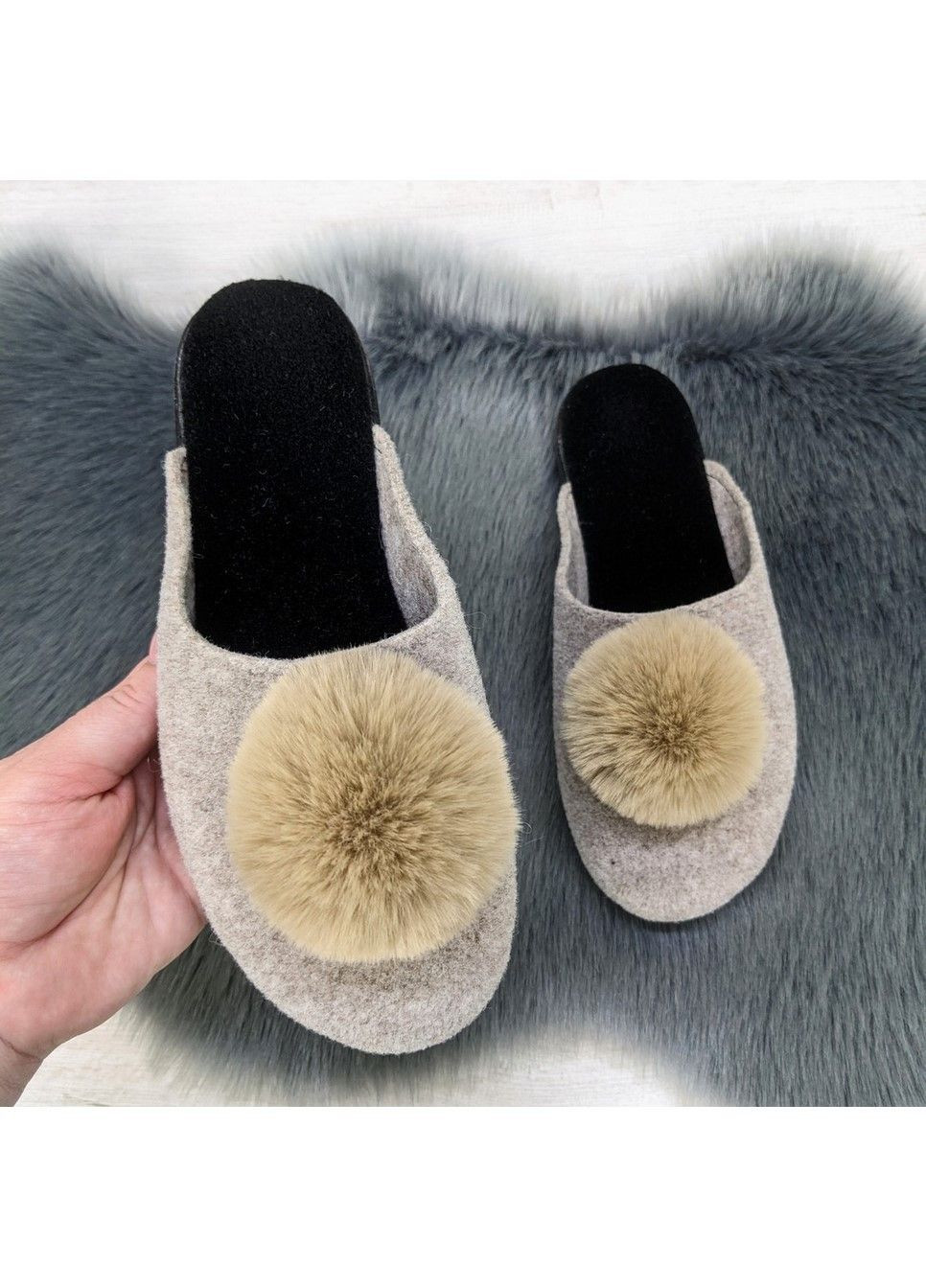 Тапочки жіночі повстяні на поліуретановій підошві Klerotex No Brand (299146675)