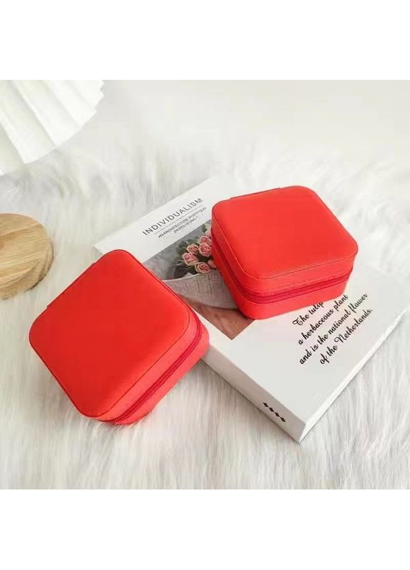 Ефектна скринька для зберігання ювелірних виробів, зручна для подорожей. Яскраво-червоного кольору. No Brand (325216343)
