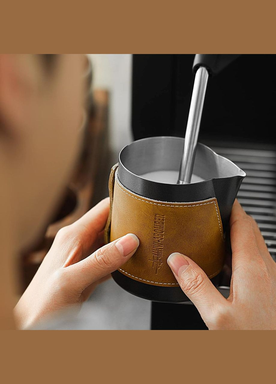 Пітчер Silver Spot 400 мл MHW-3bomber без ручки, шкіряний чохол (R-P5023-VS) No Brand (303974897)