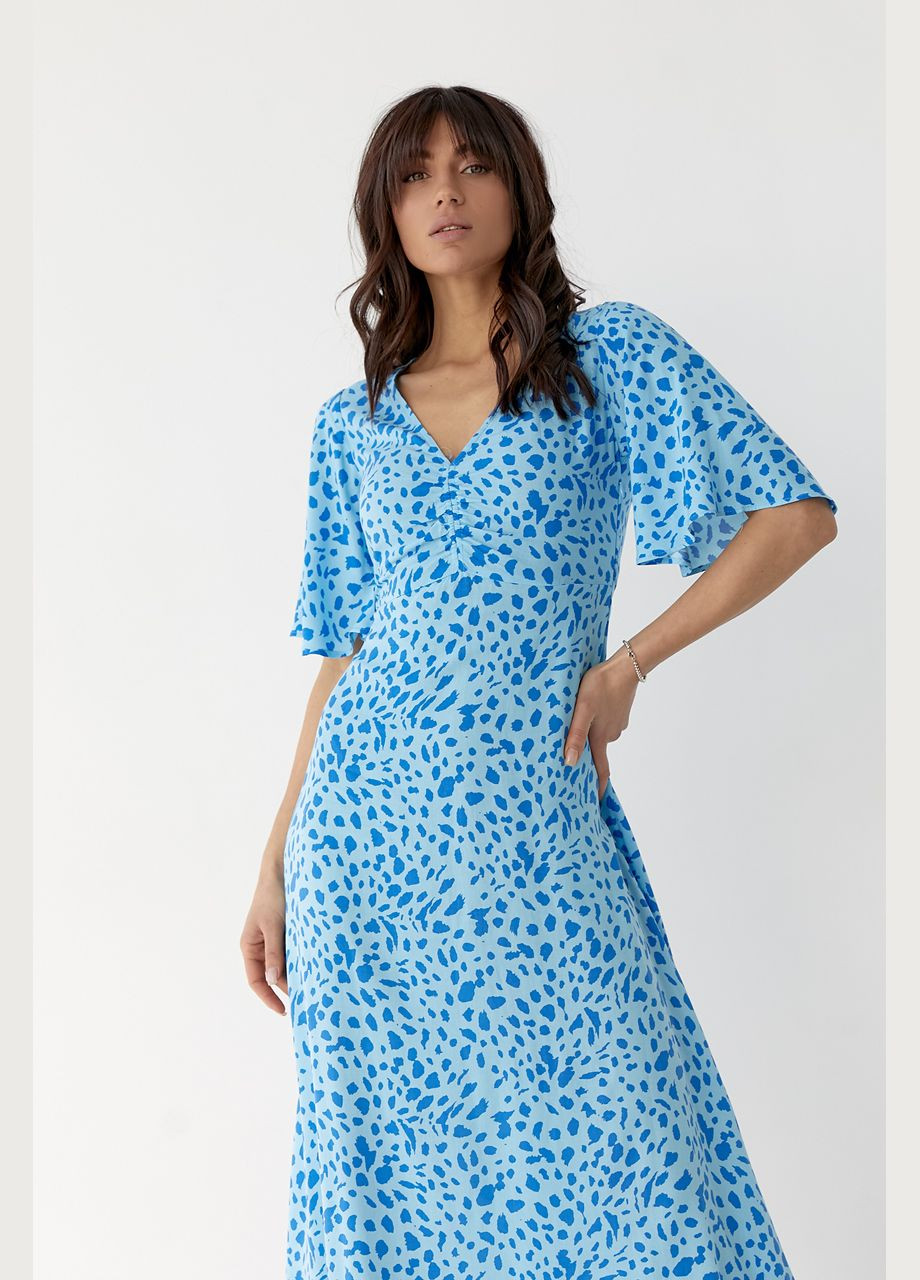 Голубое повседневный платье-миди с короткими расклешенными рукавами 6365 Lurex в горошек