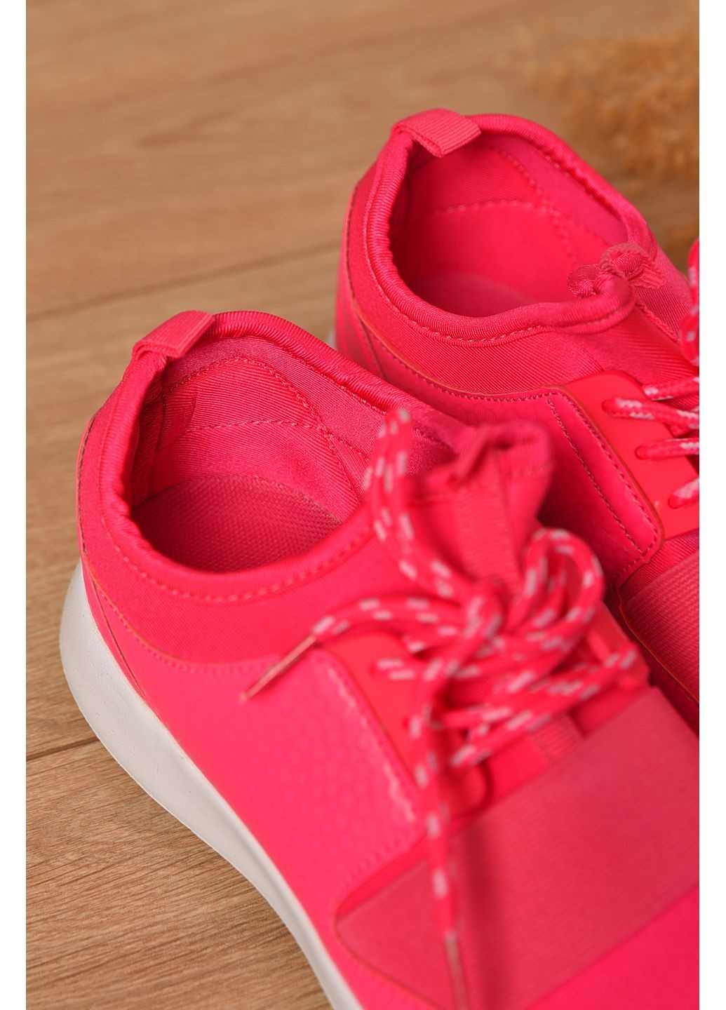 Кросівки жіночі рожевого кольору Let's Shop рожеві літо (363019246)
