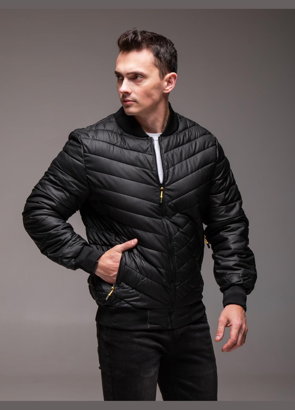 Черная демисезонная куртка бомбер утепленный весна/осень No Brand