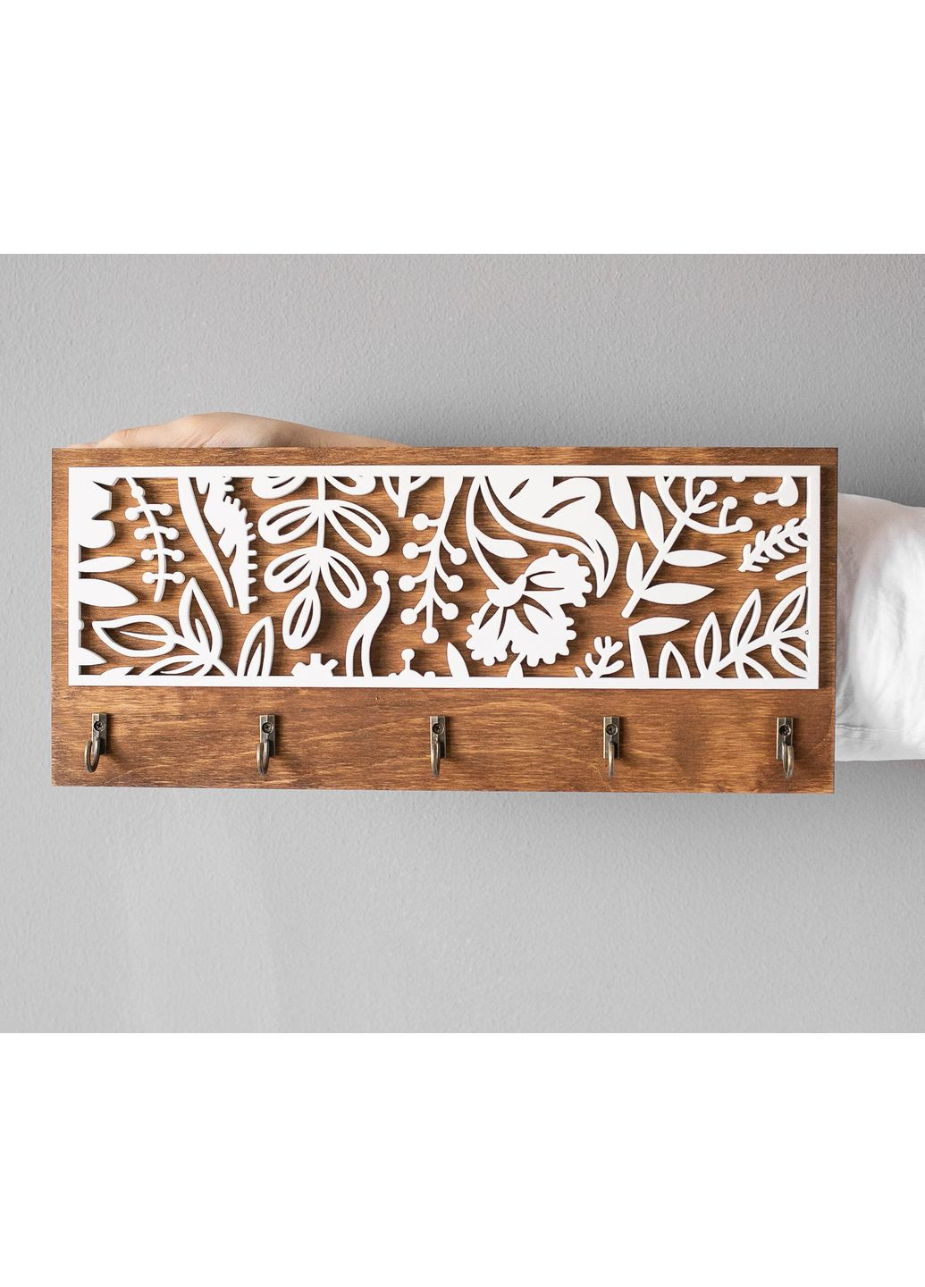 Дерев'яне панно для кімнати. Дерев'яна картина у подарунок Ключниця з дерева Дихання весни 45х18 см Decart (360611669)