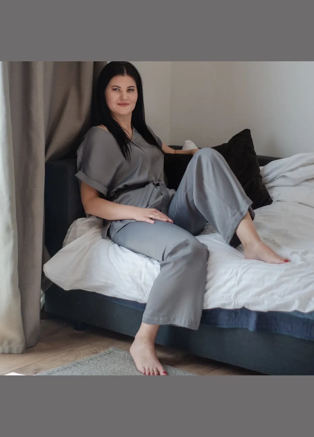 Сіра сатиновий комплект сірого кольору для дому PAPLYK