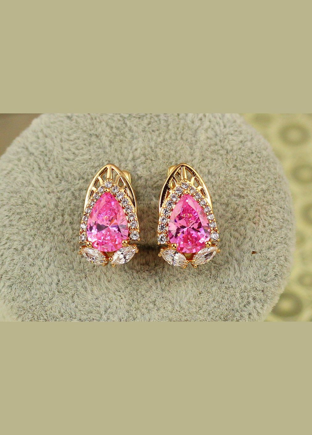 Сережки перформанс з рожевим каменем 1,8 см золотисті Xuping Jewelry (331157345)
