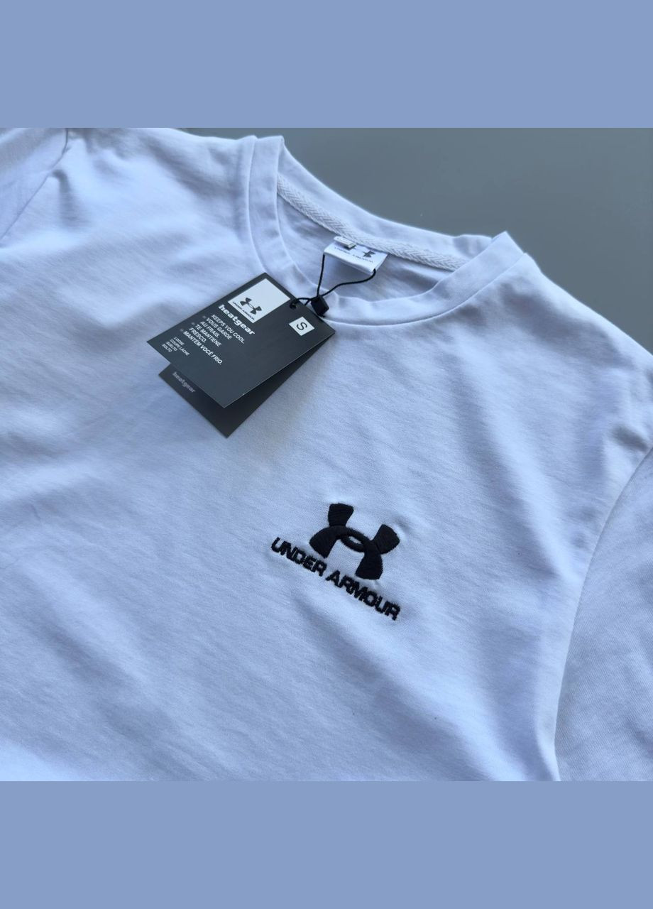 Футболка и шорты Under Armour No Brand (323450656)