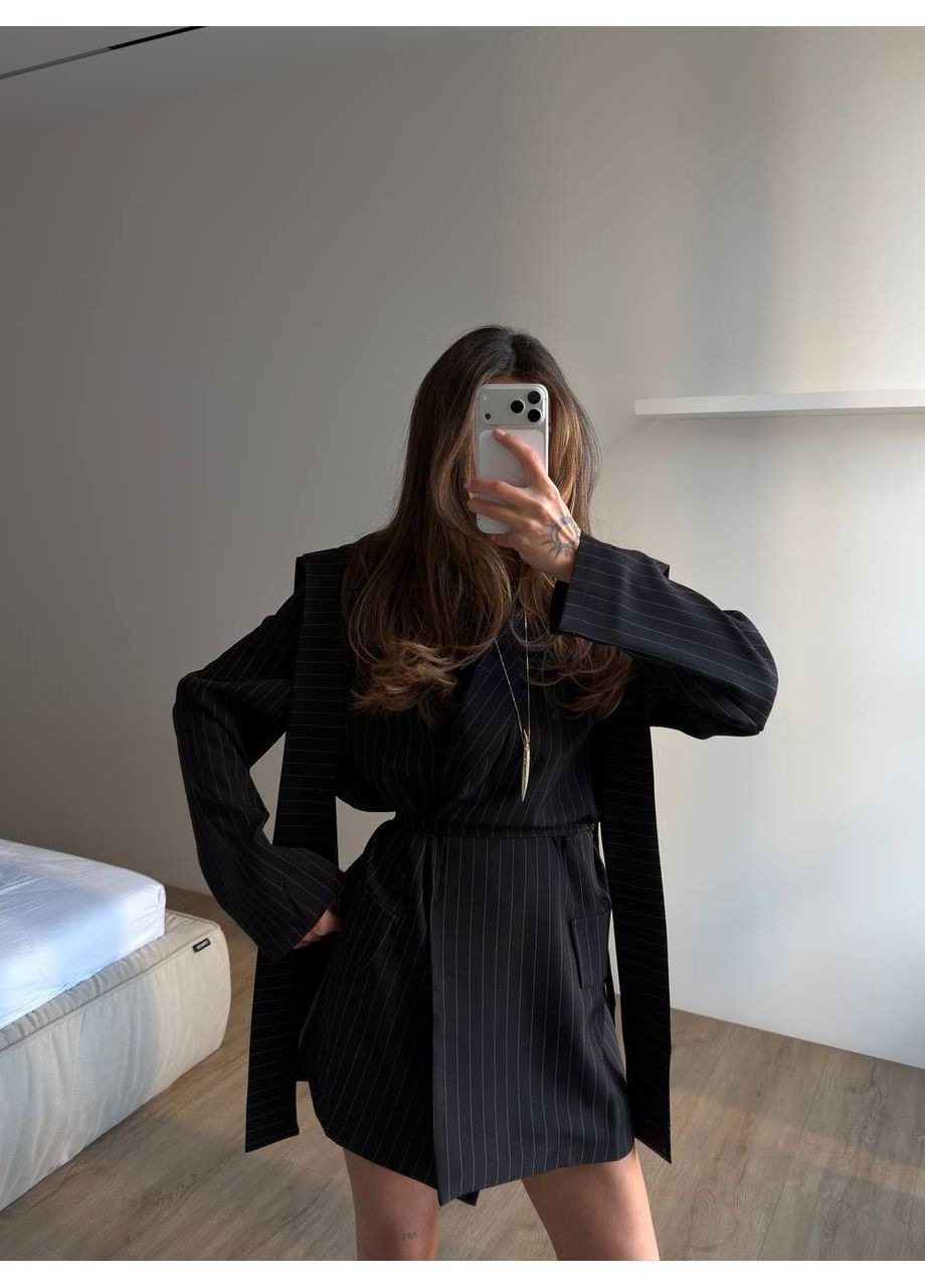 Чорна жіноча сукня-піджак у смужку No Brand