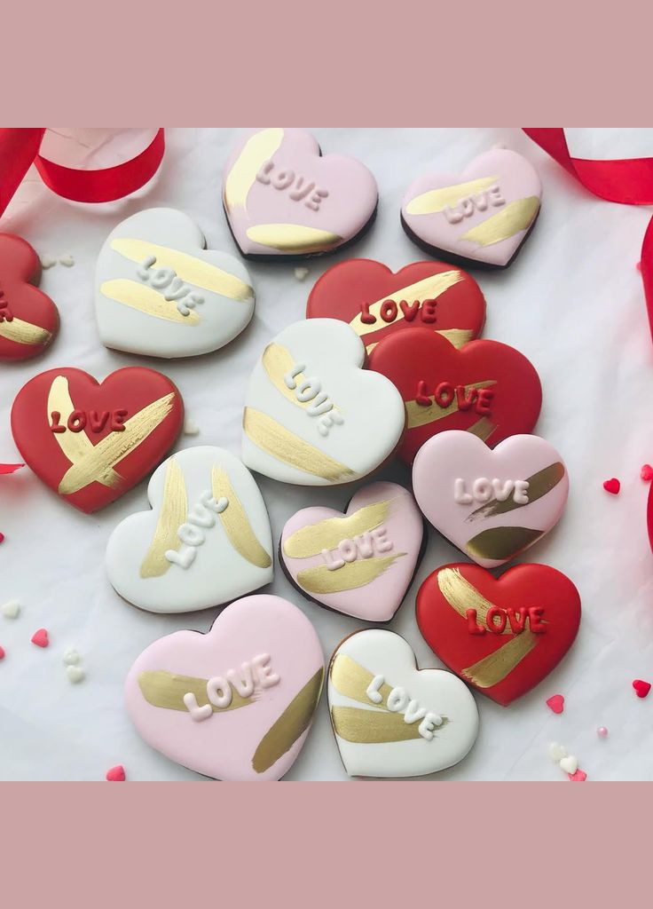 Пряники валентинки 6 см поштучно та опт No Brand (365865248)