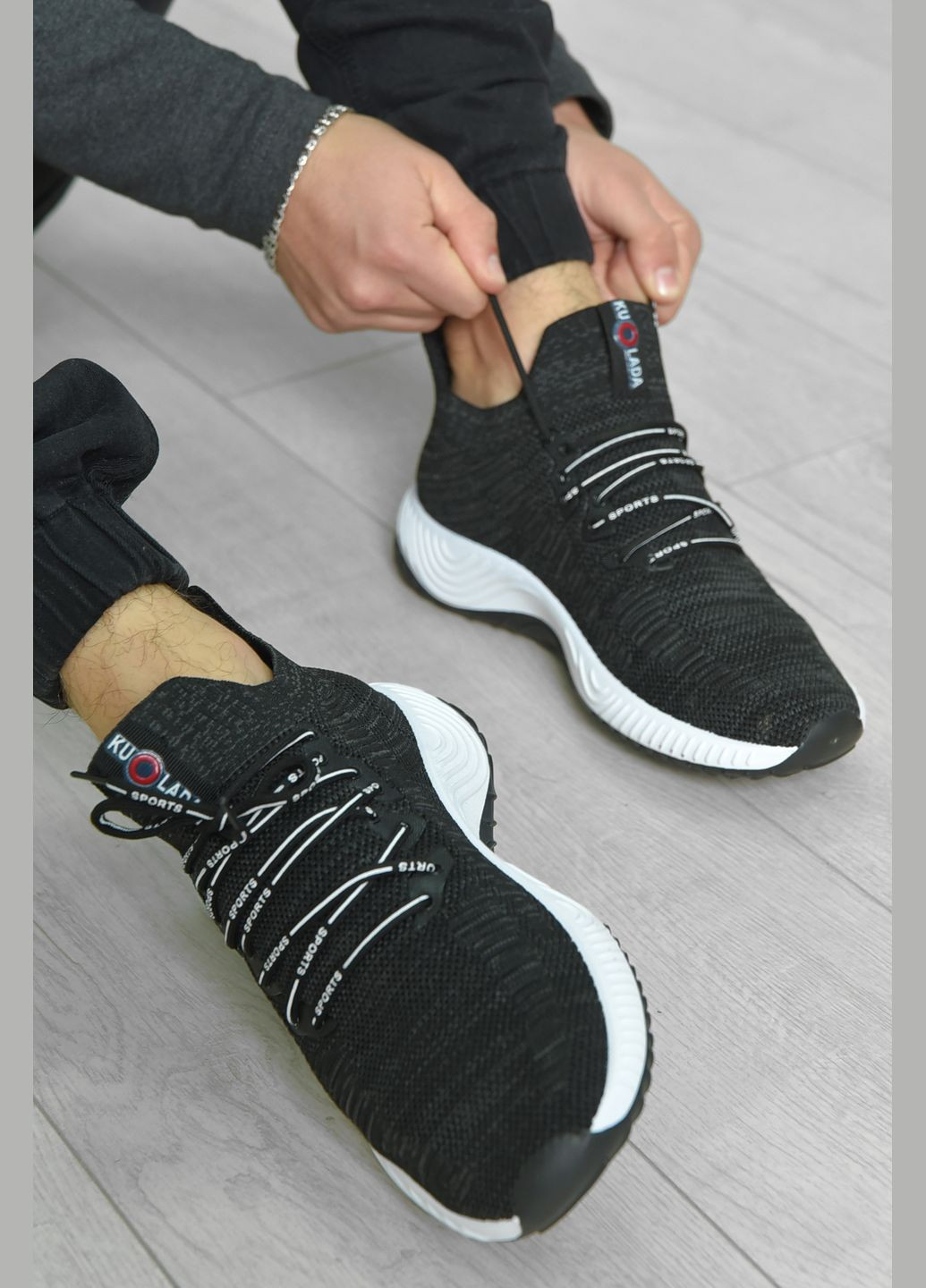 Чорні Осінні кросівки чоловічі чорного кольору текстиль Let's Shop