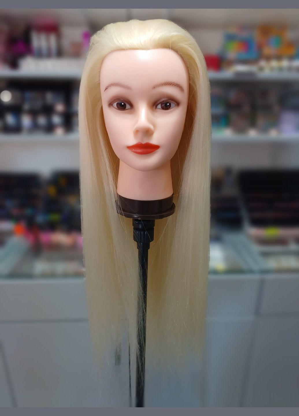 Голова-манекен с искусственными волосами GLV-528-613, длина 60-70см No Brand (279610902)