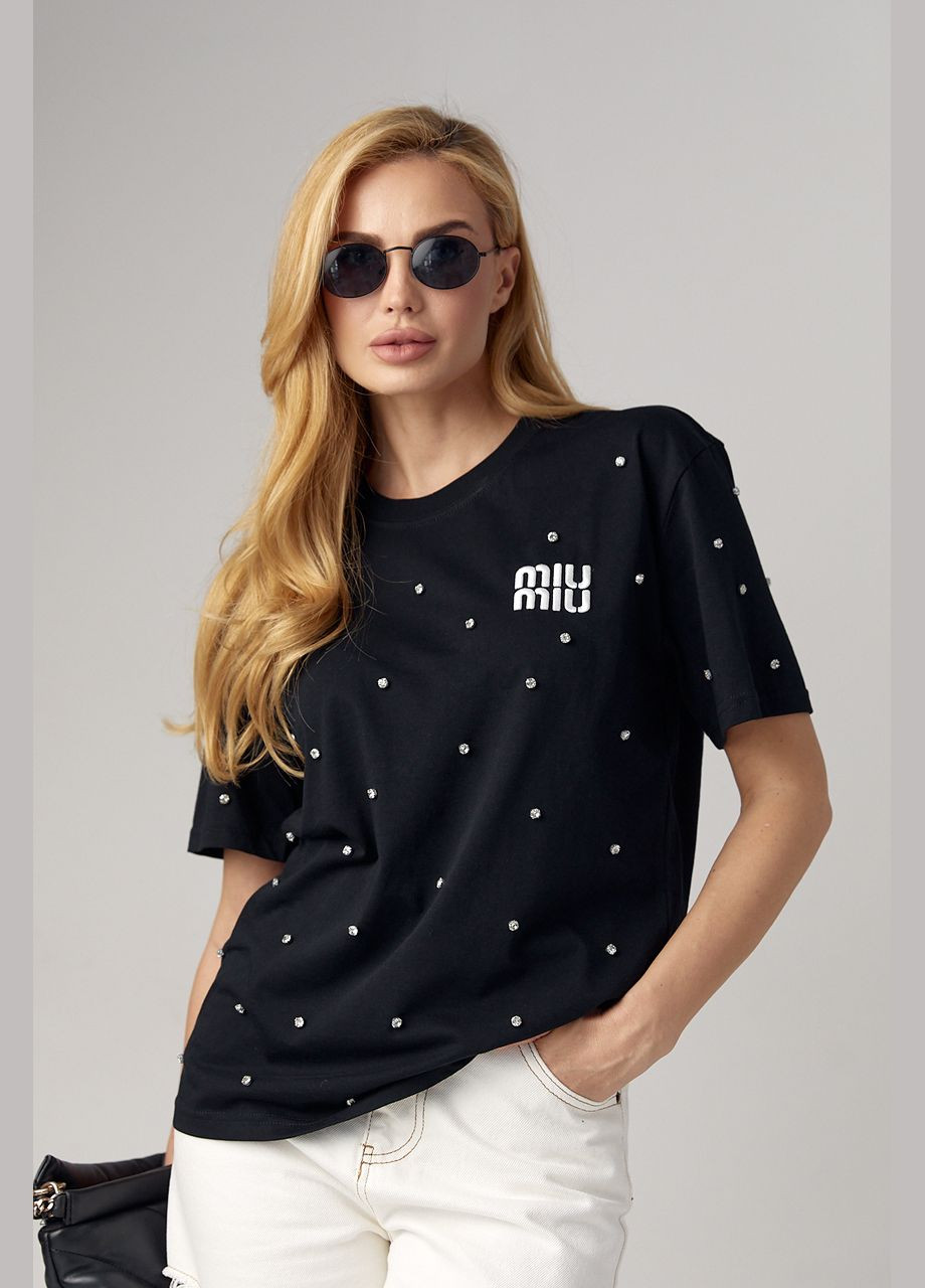 Чорна літня жіноча футболка зі стразами та вишитим написом miu miu Lurex