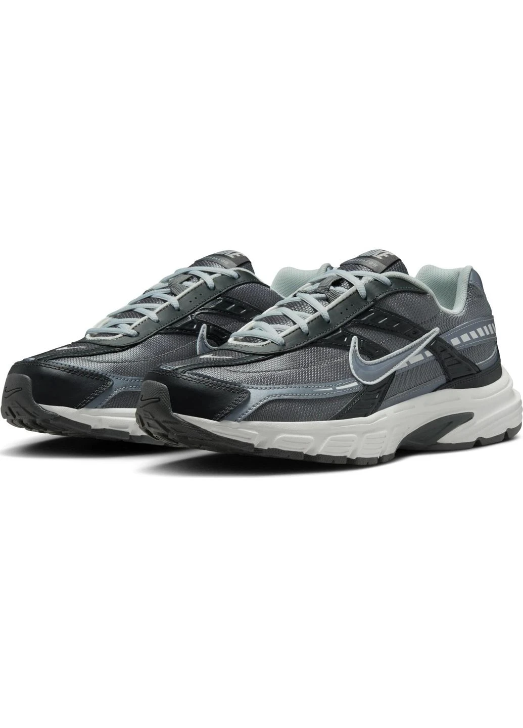Серые кроссовки темно-серо-черно-светло-серые ib3083-001 Nike INITIATOR