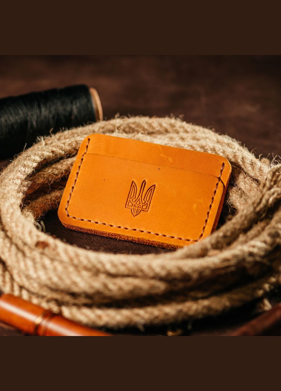 Картхолдер Рыжий Герб с тиснением кожаный, стильный органайзер чехол из кожи для 4 банковских карт No Brand (333705613)