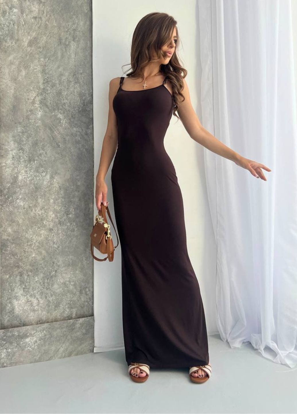 Коричнева повсякденний мінімалістична сукня максі приталеного крою силуетна Tik-Tak однотонна