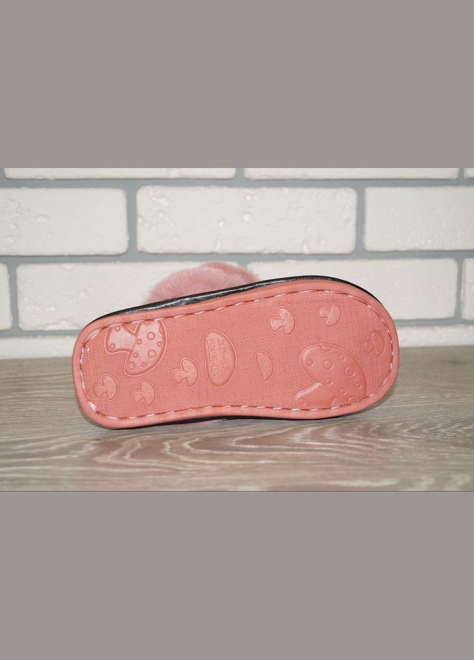 Кімнатні капці для дівчинки з хутряним опушенням рожеві No Brand (284120050)