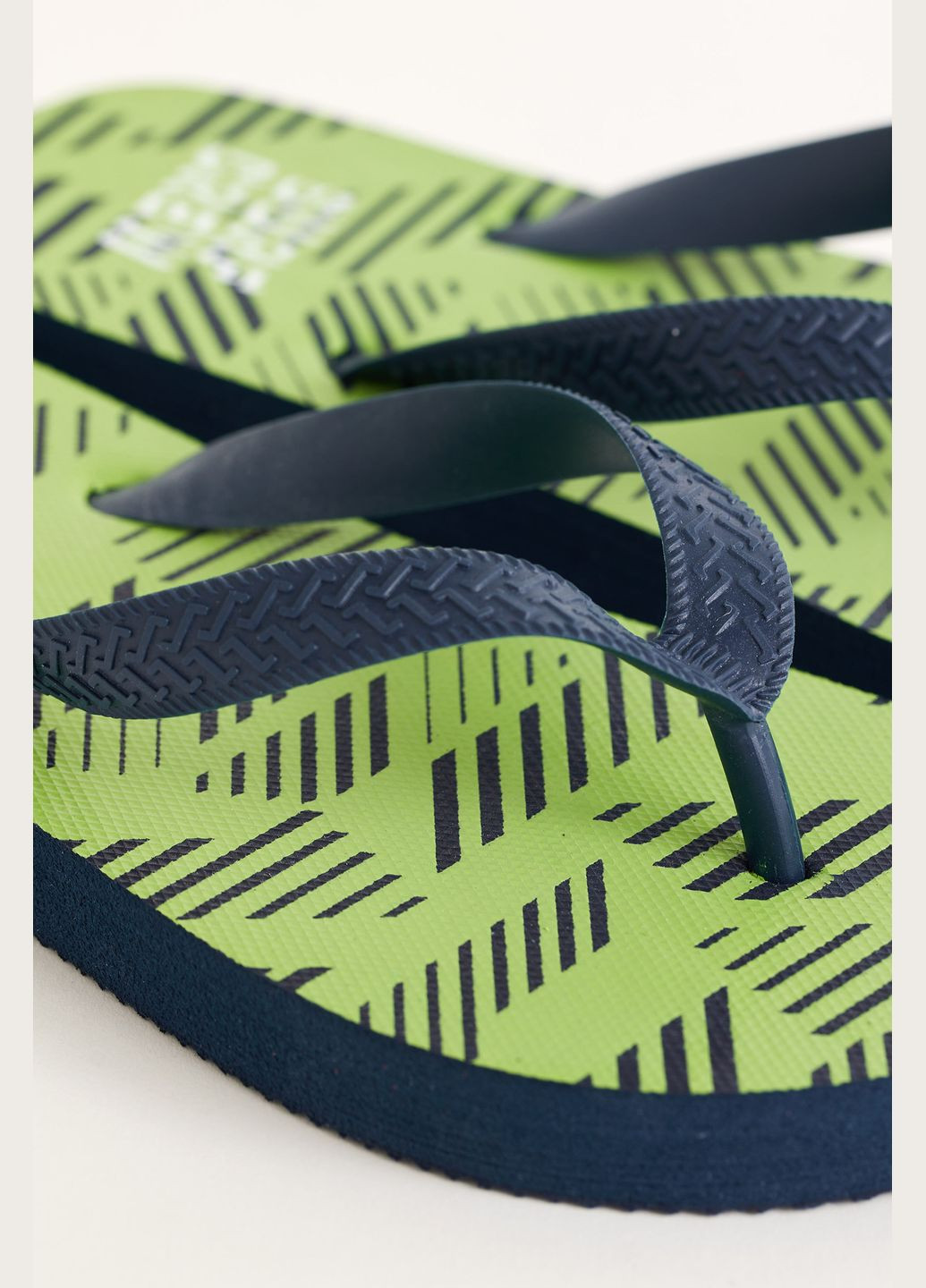 Цветные кэжуал вьетнамки WE Fashion