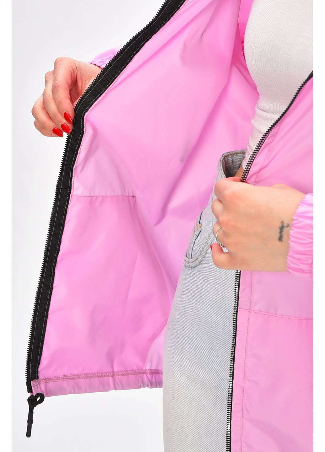 Бузкова демісезонна вітровка жіноча однотонна бузкового кольору Let's Shop