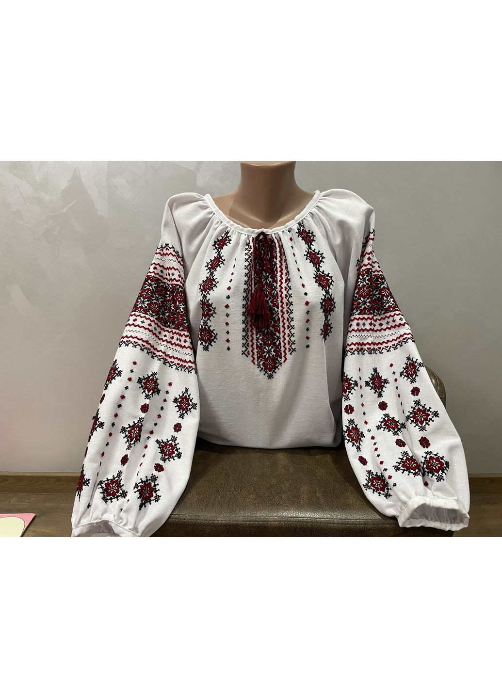 Біла стильна гуцульська вишиванка на білому домотканому полотні ручної роботи ж-221111. xl (373286398)