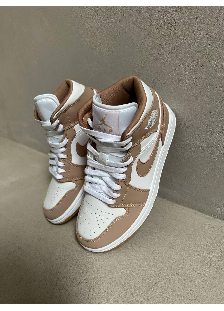 КРОССОВКИ ЖЕНСКИЕ NIKE AIR JORDAN 1 RETRO BEIGE НАЙК АИР ДЖОРДАН No Brand бежевые демисезоны (367176457)