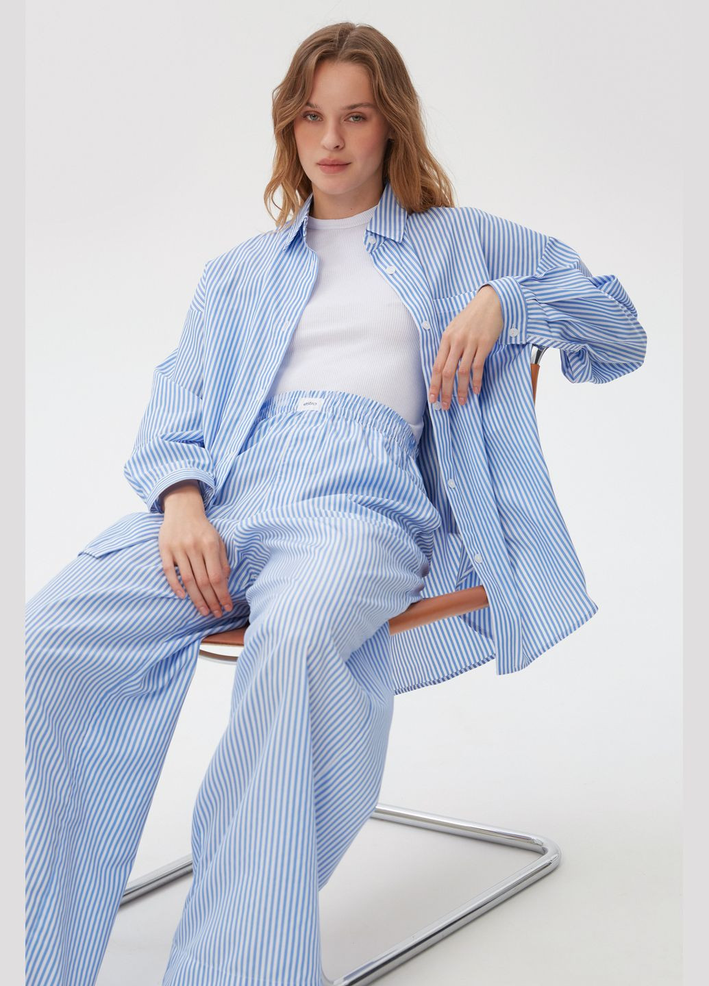 Брюки, цвет синий Estro (324030324)