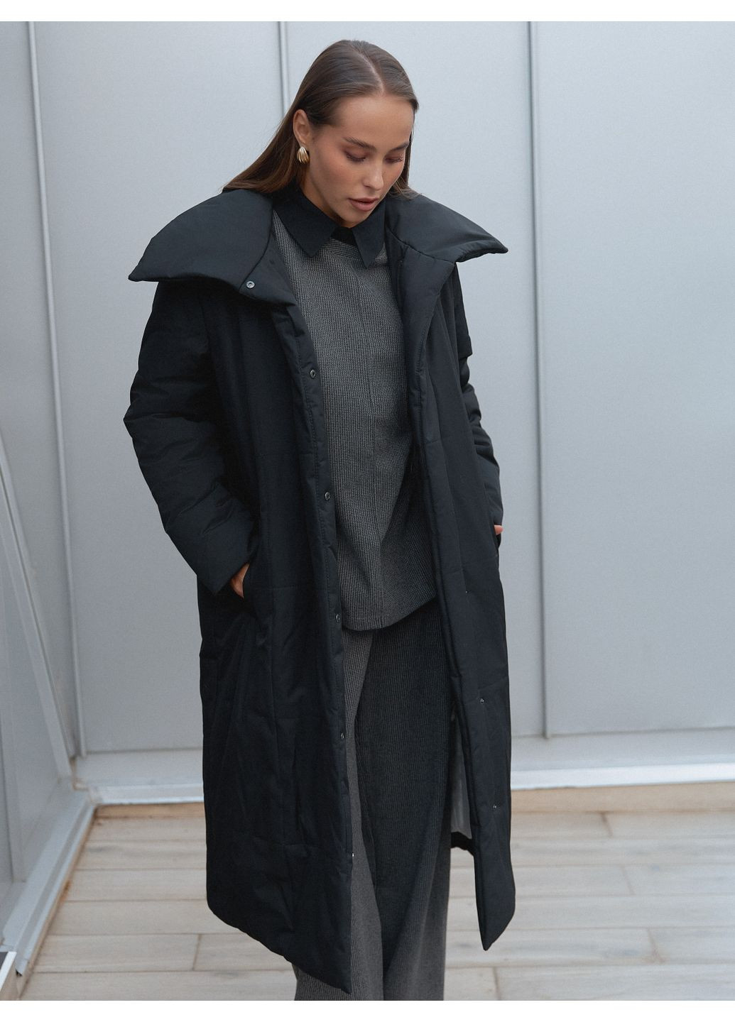 Чорна демісезонна пальто-куртка преміальна жіноча матова водонепроникна пуховик із плащівки Seventeen