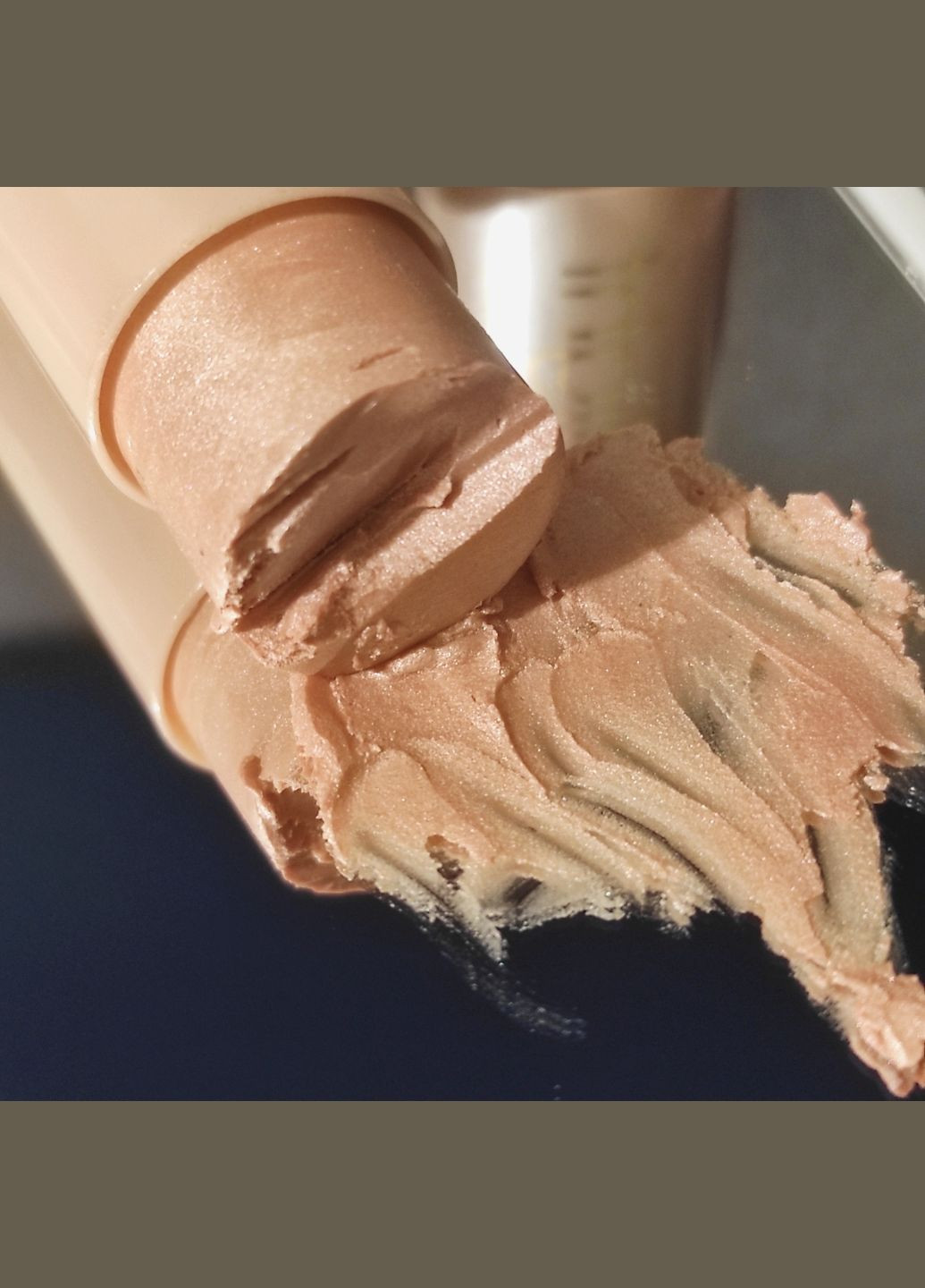 Кремовий хайлайтер в стіку MUA Highlight Shimmer Stick MUA Makeup Academy (296663443)