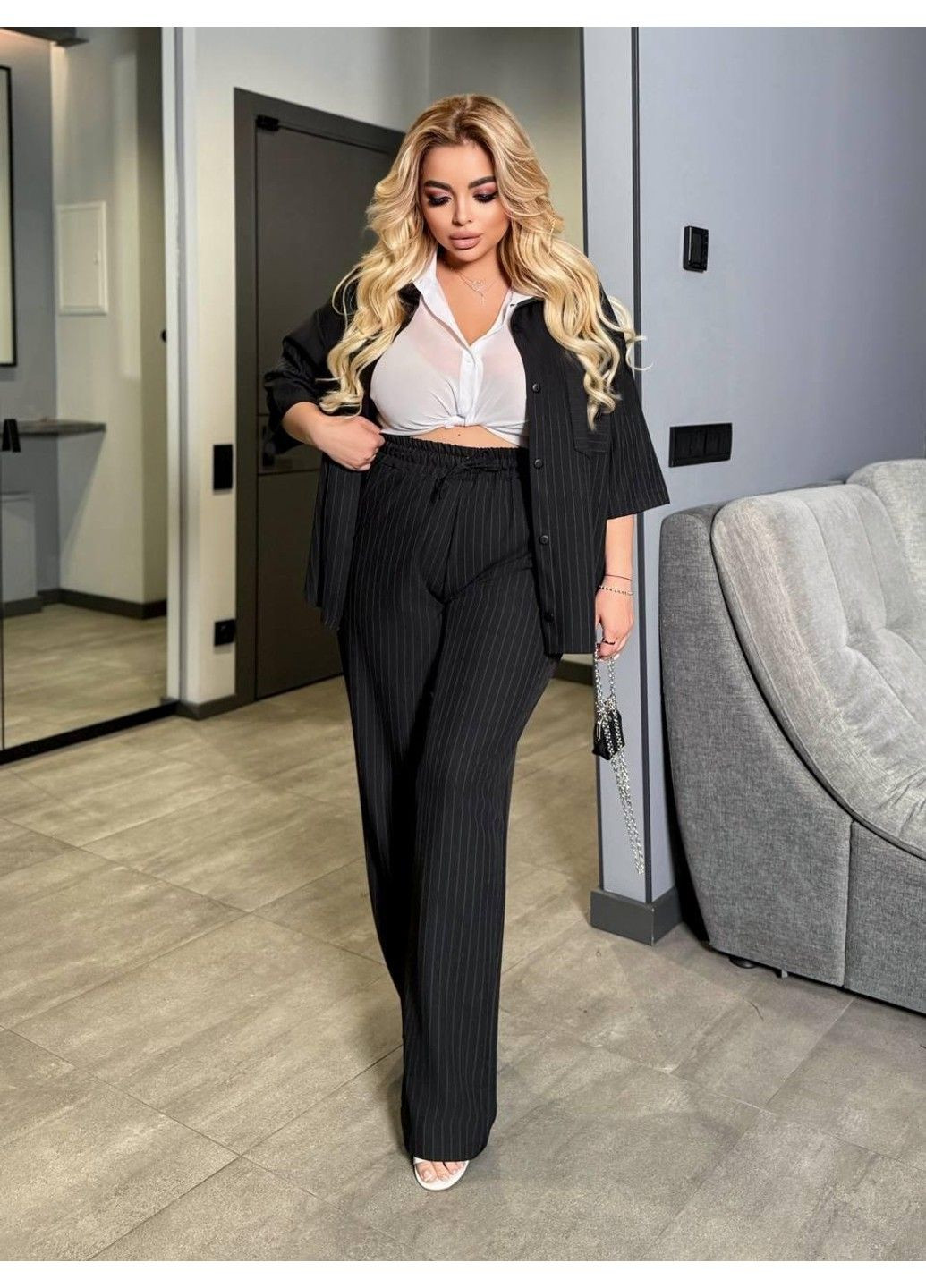 Костюм діловому стилі, з тонкою вертикальною смужкою, вільного крою, мод КТС-2286, чорний, 58-60 No Brand (355469771)