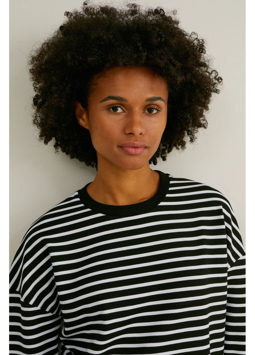 Комбинированный свитшот в составе из вискозой C&A однотонный (364813490)