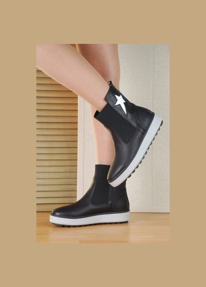 Зимние зимние женские черные кожаные ботинки, обувь чесли утепленная, мягкая, удобная, легкая турция украина No Brand