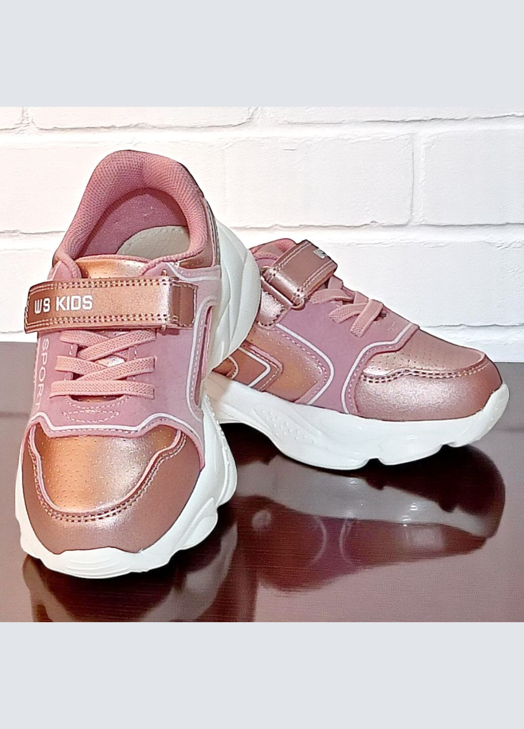 Рожеві осінні ортопедичні кросівки на липучках для дівчинки вістеп Weestep