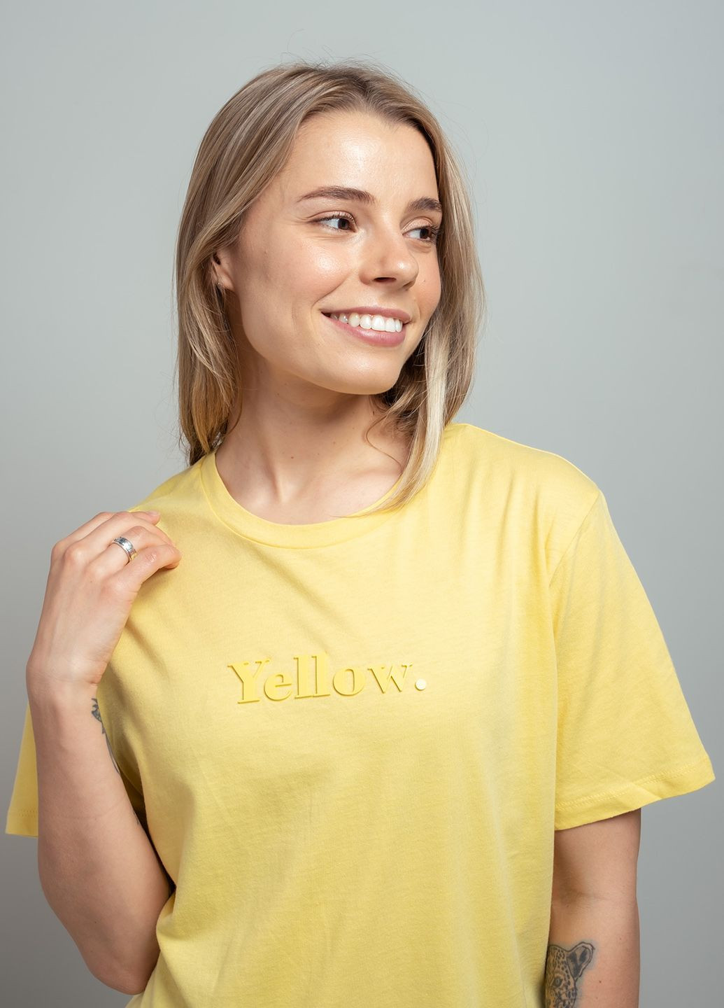 Желтая летняя футболка женская 343050 Power