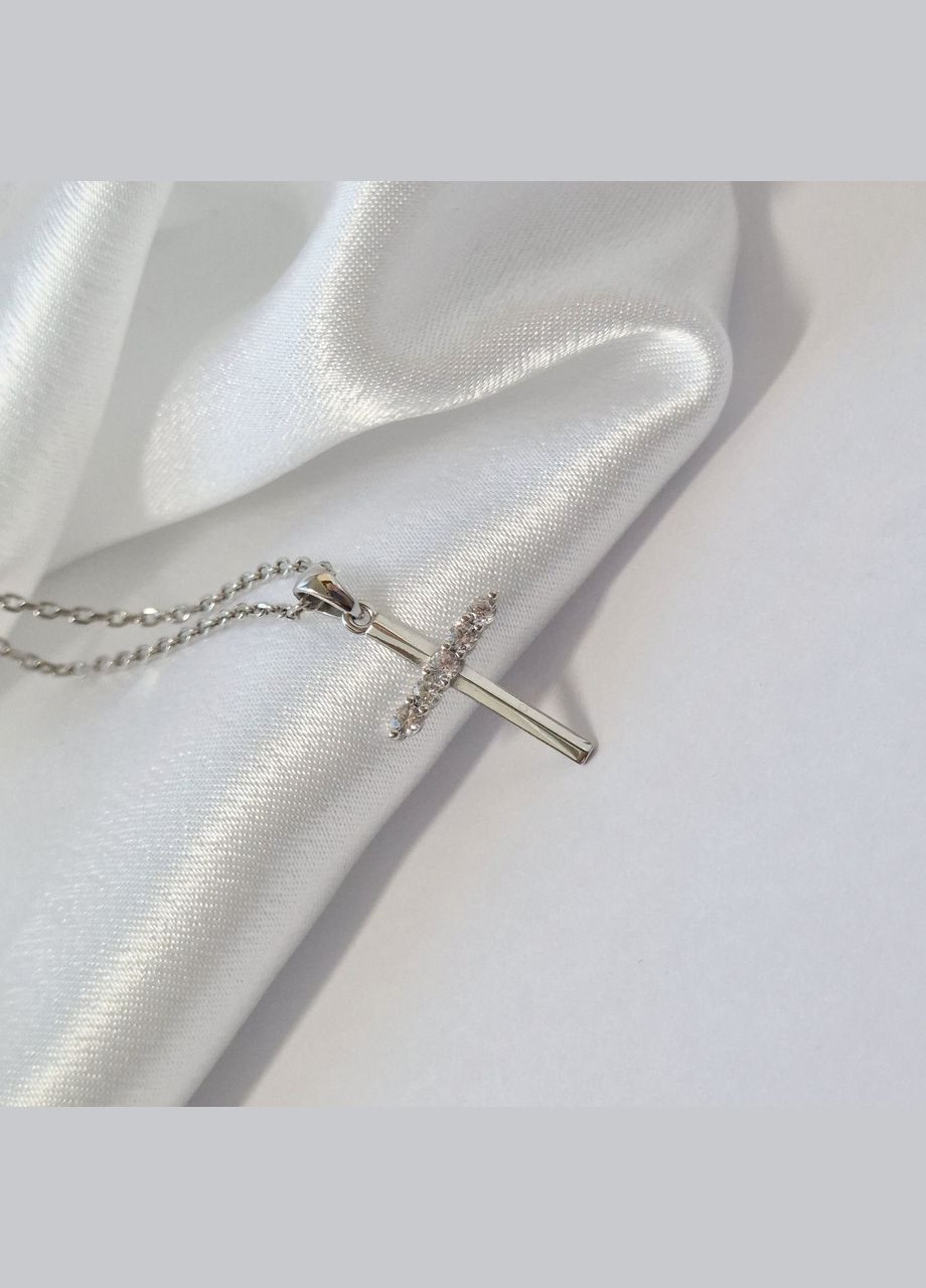 Серебряный крестик прямой крест с белыми камнями серебро 925 пробы Родированное 980п 0.89г No Brand (316649612)