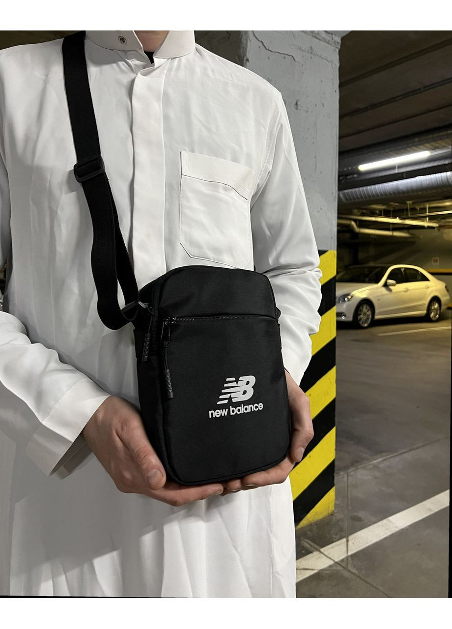 Компактна барсетка чоловіча - чорна сумка на ремені. No Brand (365592429)