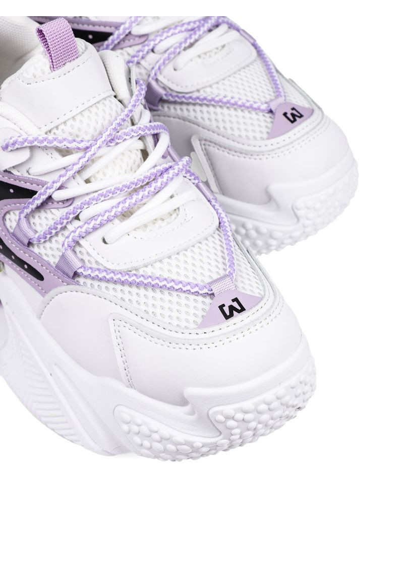 Білі всесезонні жіночі кросівки 8806 білий штуч. шкіра Attizzare