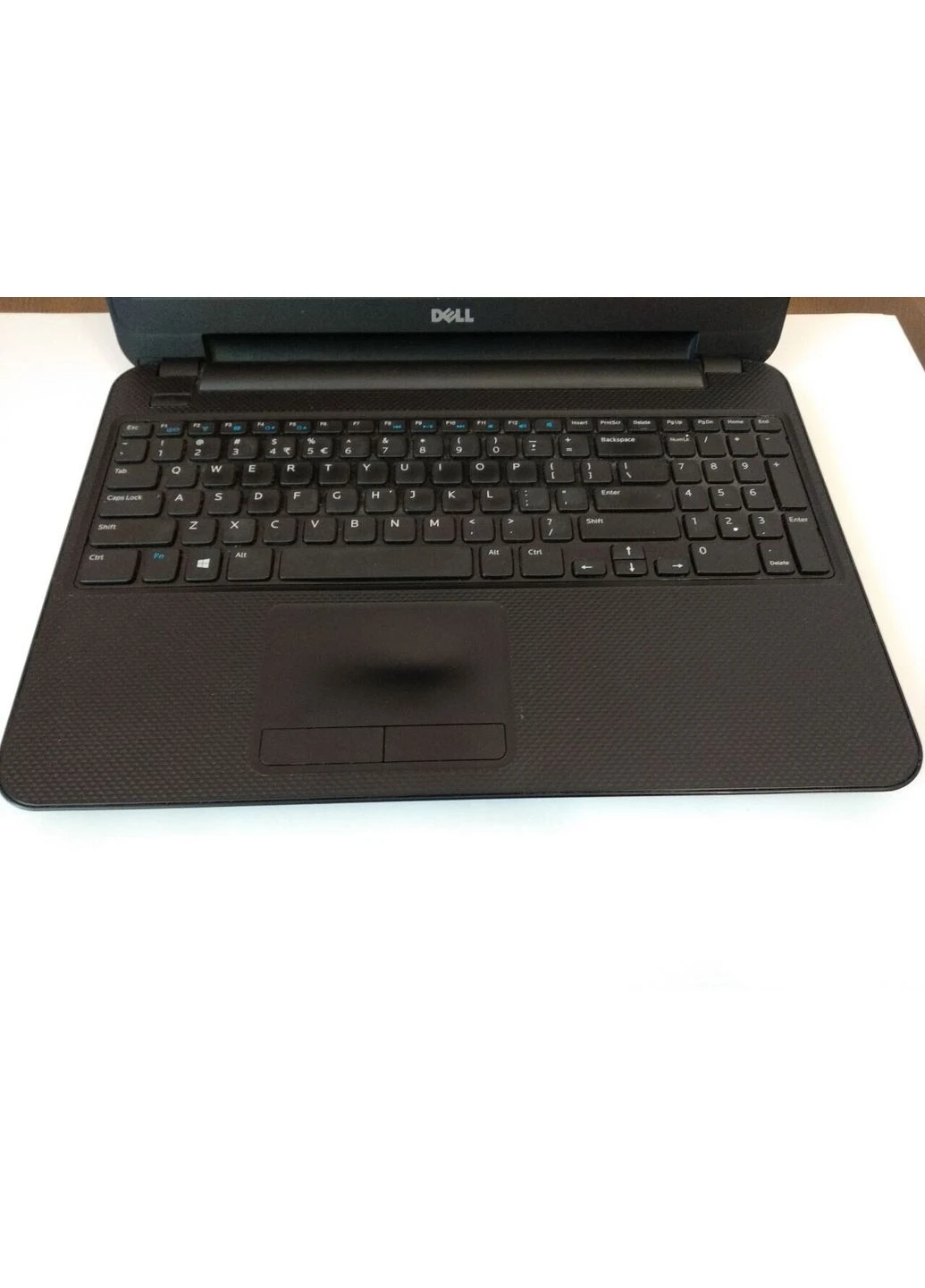 Ноутбук Б-клас Inspiron 15-3537 / 15.6" TN / Intel Celeron 2955U (2 ядра по 1.4GHz) / 8GB DDR3 / 320GB HDD / HD Graphics / Dell (398131831)