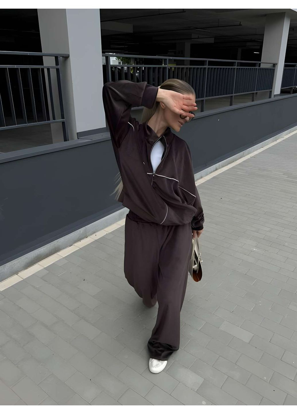 М'який велюровий спортивний костюм штани + кофта на змійці, жіночий костюм з велюру на літ... Україна (355059413)