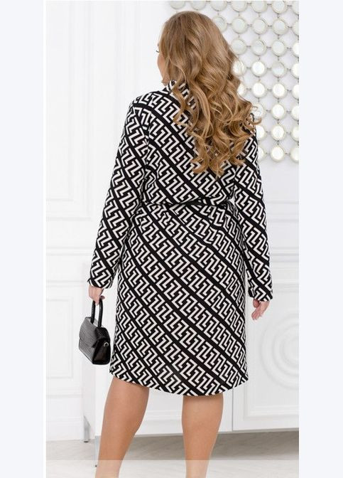 Черно-белое кэжуал платье женское демисезонное, которое станет вашей любимой sf-262 черно-белый, 54-56 Sofia с геометрическим узором