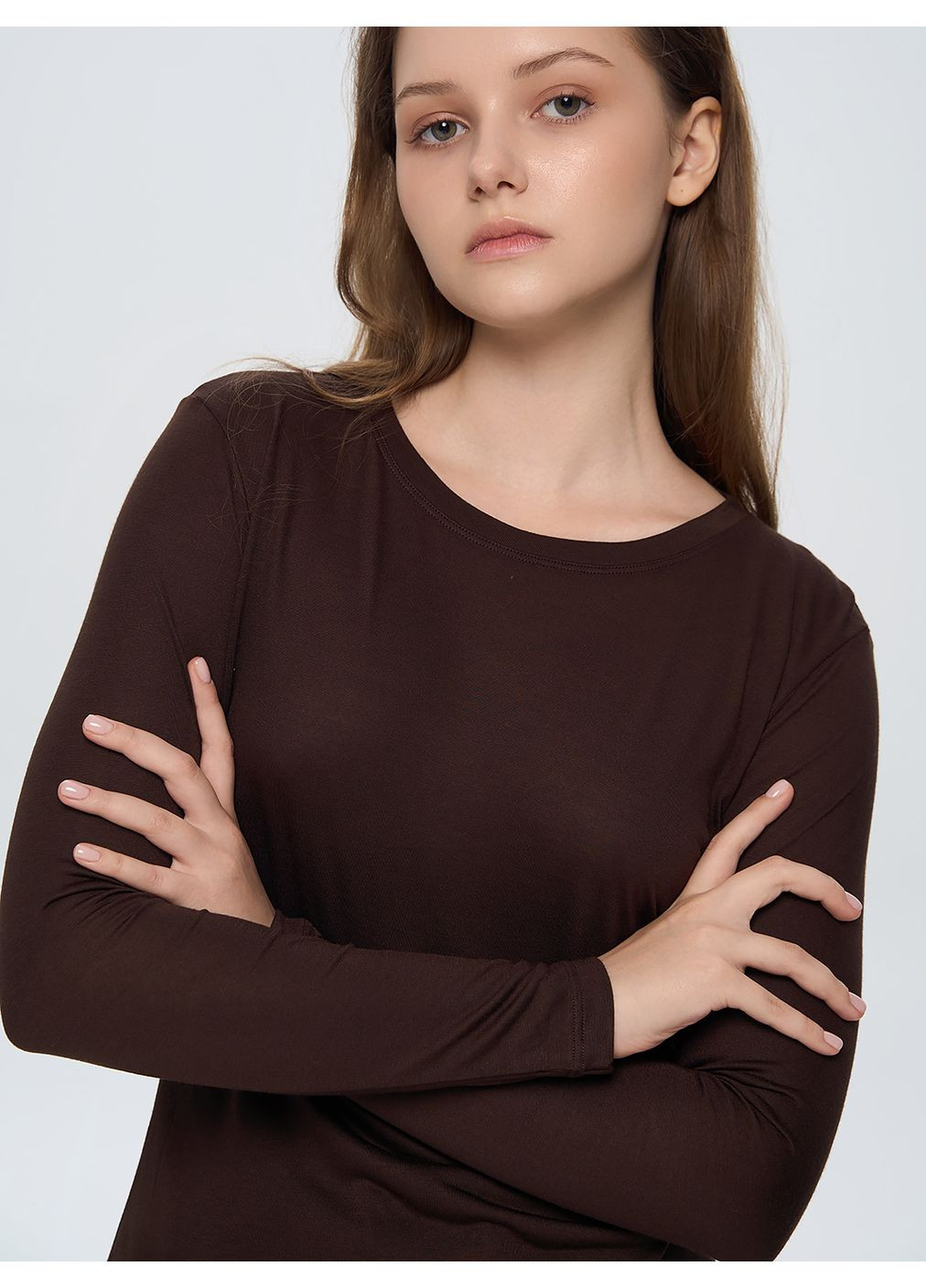 Женский лонгслив из тонкой вискозы белого цвета ТМ РОЗА Роза (360750981)