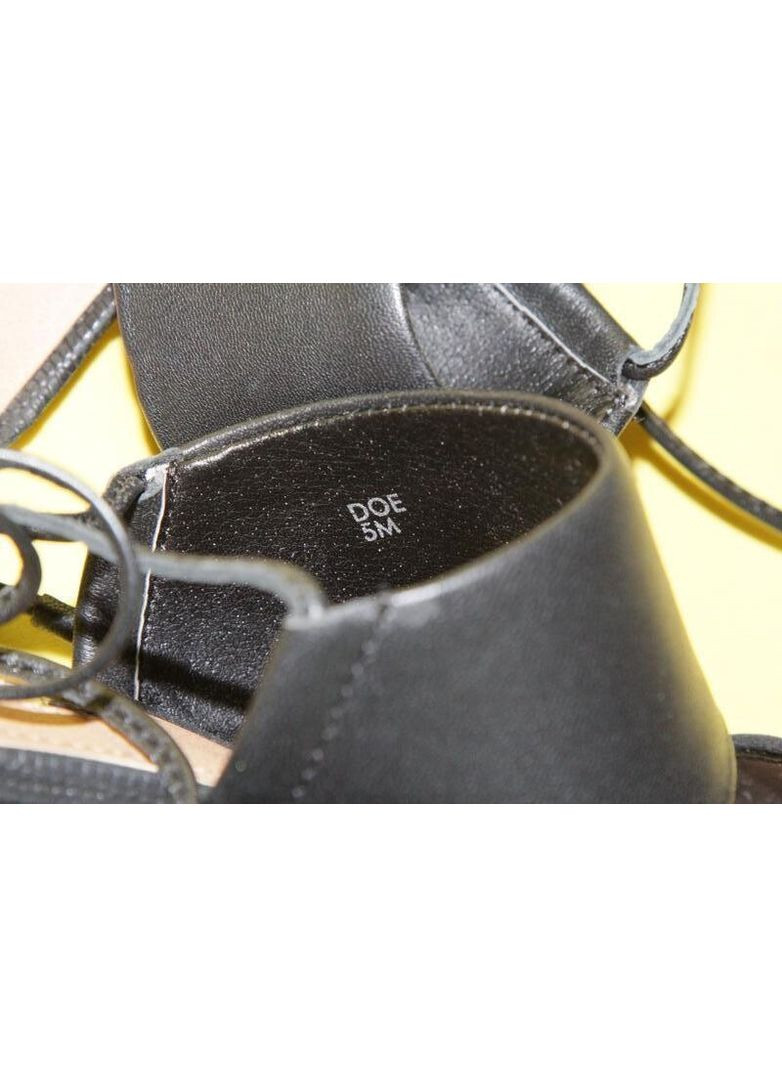 Черные босоножки женские, размер 35,5 Tahari на шнурках