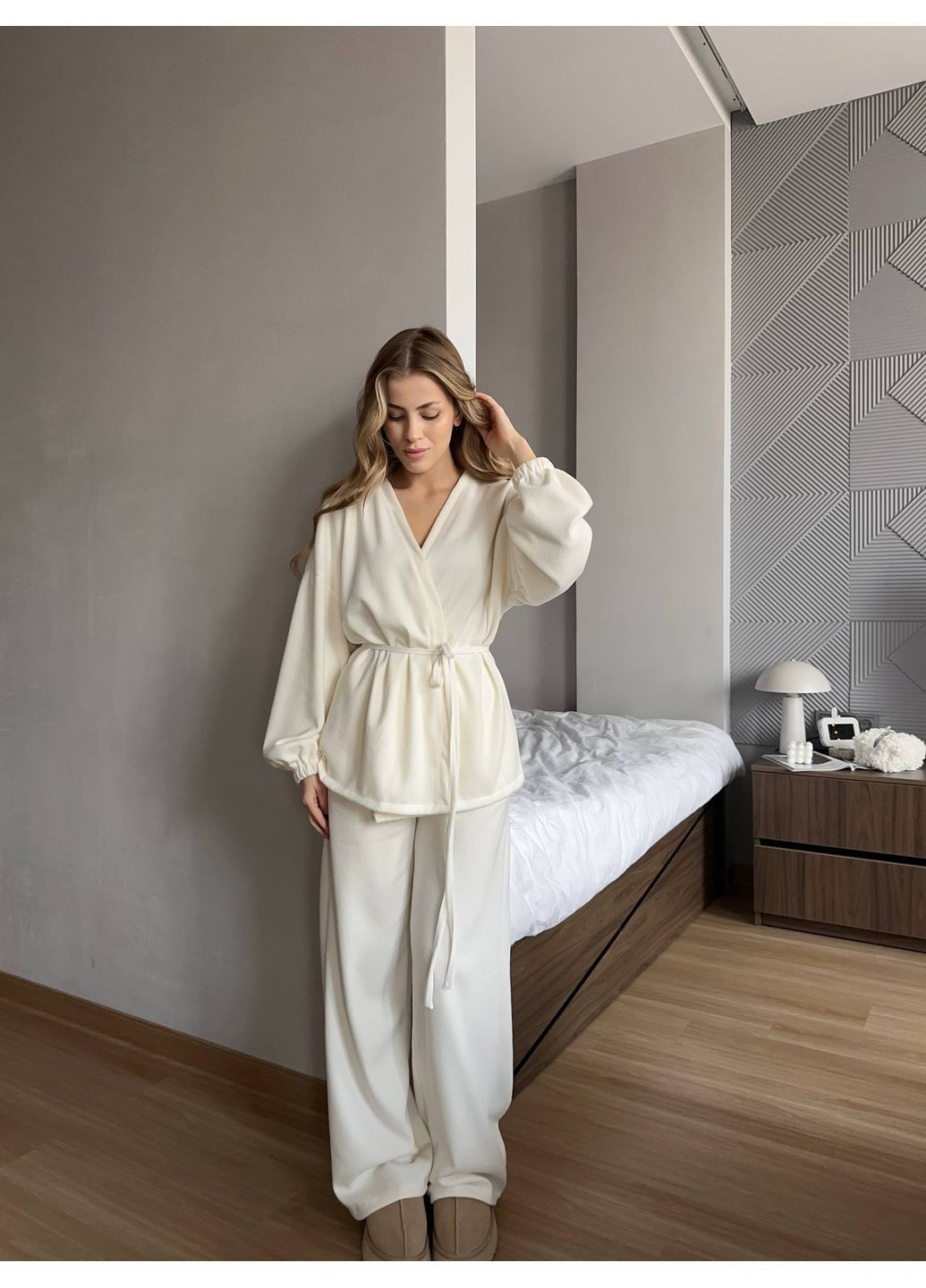 Жіночий костюм з ангори: кардиган на запах та штани палаццо MonCher (369000801)