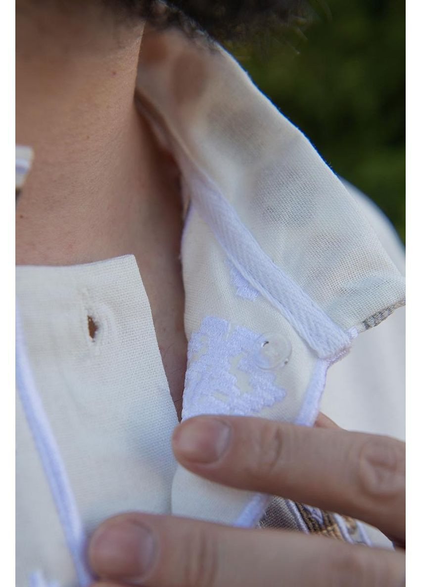 Молочная мужская льняная вышиванка с геометрической вышивкой этническая рубашка V&V узор орнамент прямой, приталенная, свободная лен (369378589)