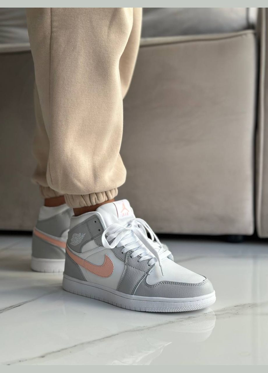 Кроссовки зимние женские Nike Air Jordan 1 winter gray white pink fur | Найк Аир Джордан 1 высокие серые белые розовые с мехом No Brand серые зима (308072613)