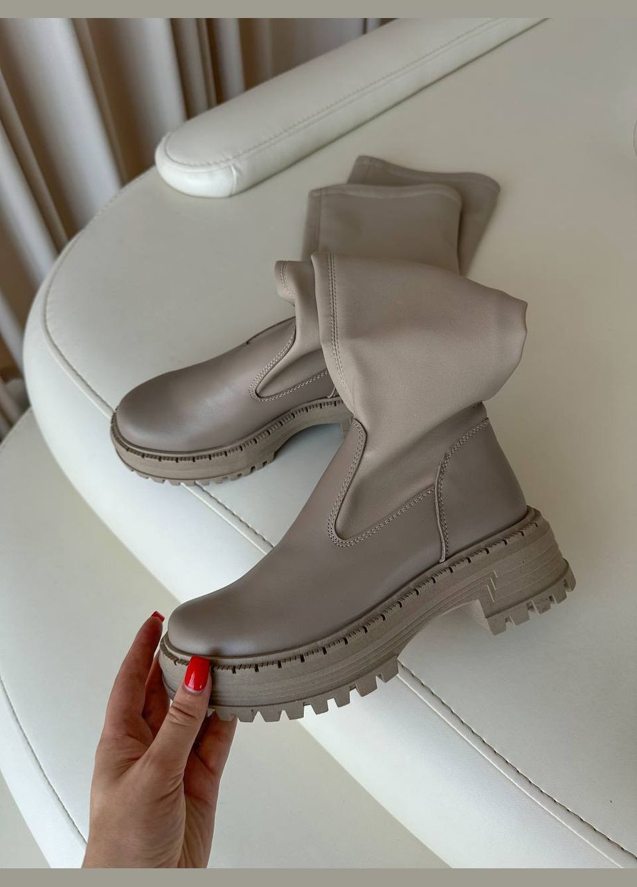 Стильні жіночі ботфорти No Brand (302449025)