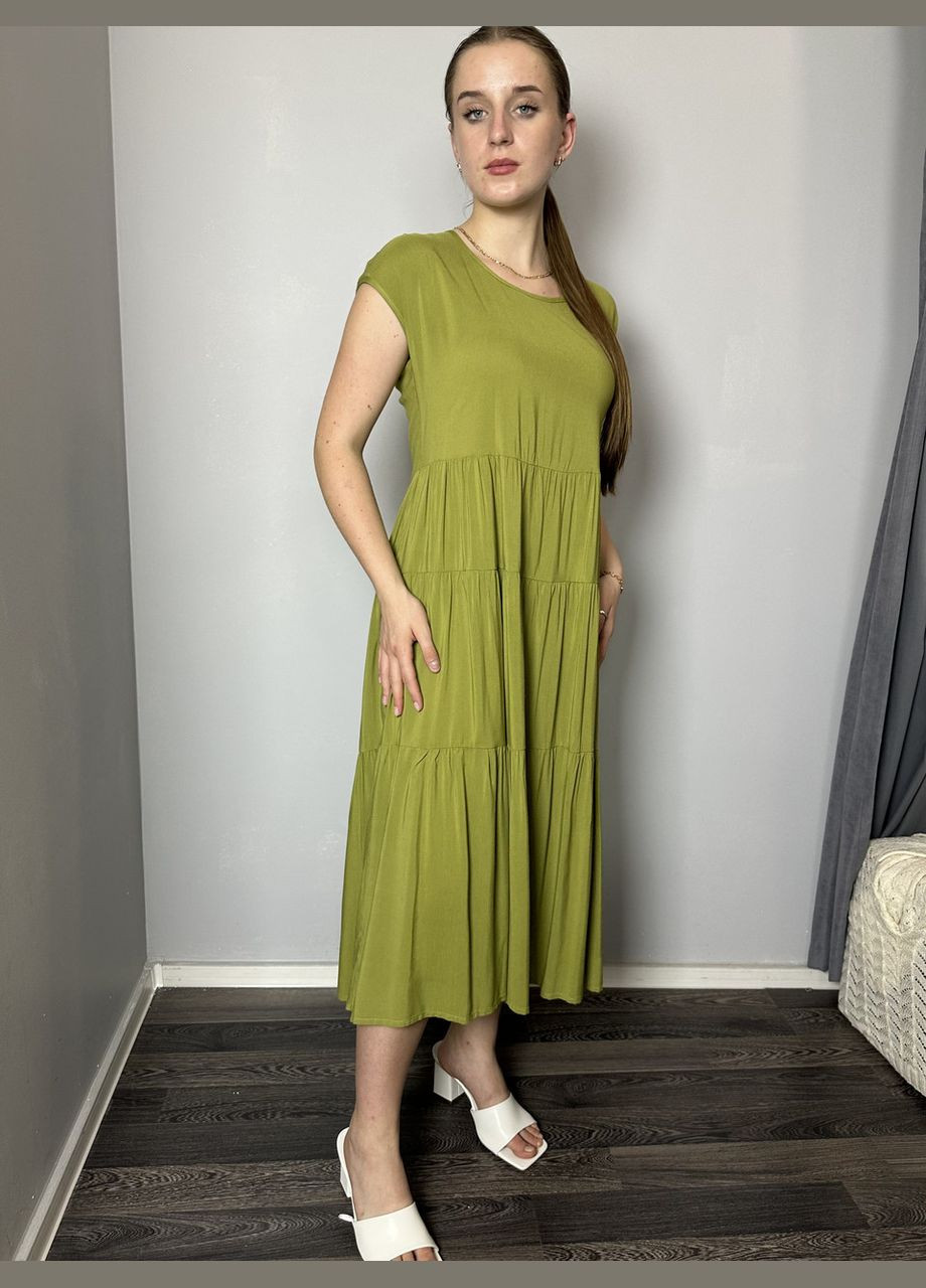 Зелена кежуал жіноче літнє плаття ярусне авокадо mkaz6053-3 Modna KAZKA