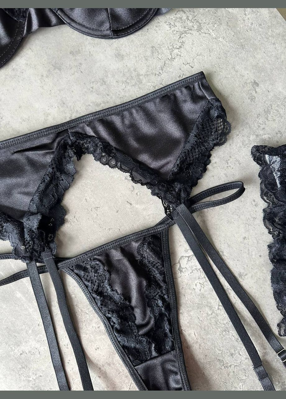Черный комплект женского белья с поясом гартерами Simply sexy
