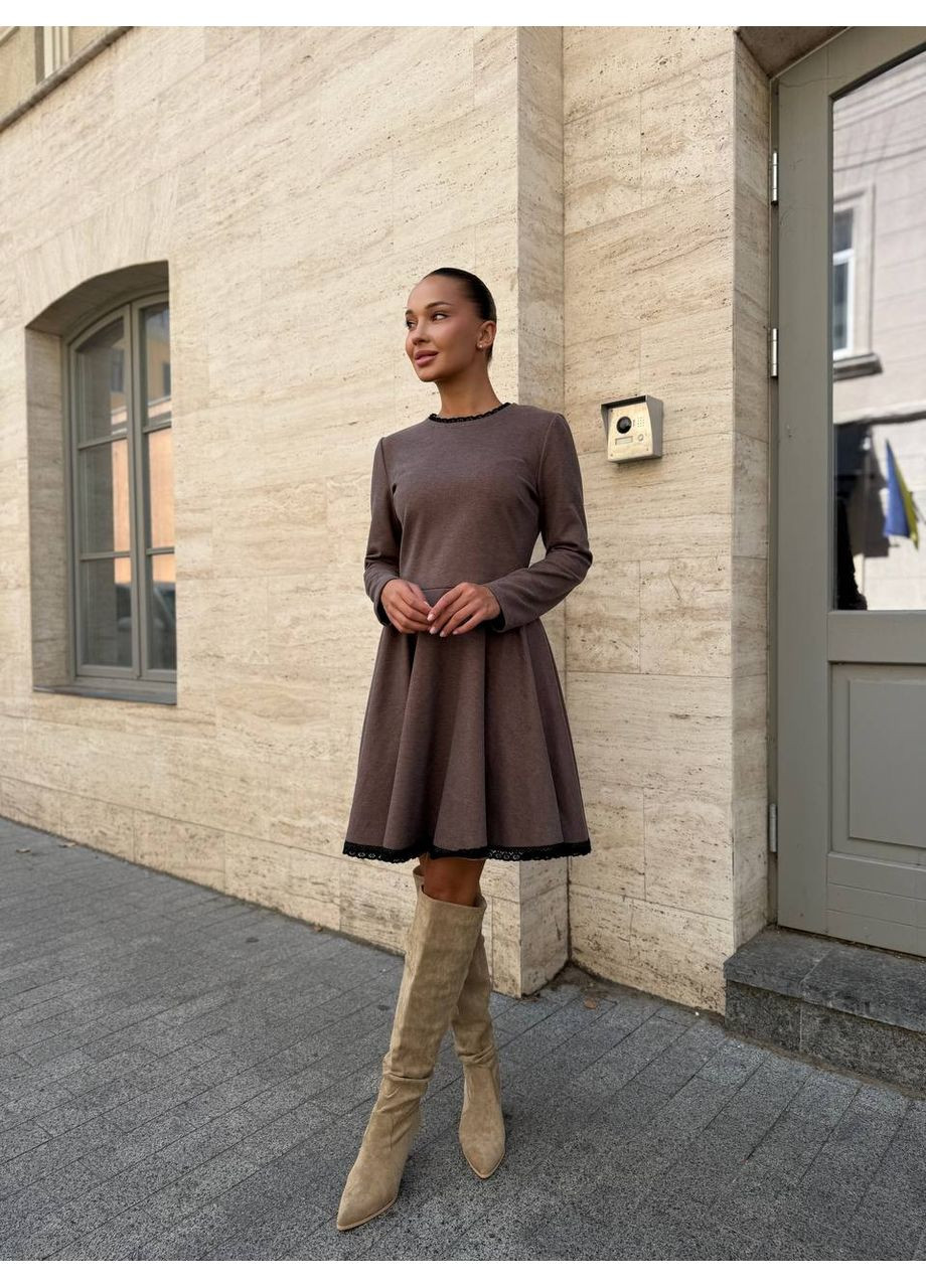 Коричневое праздничный, повседневный женское платье клеш Avanti однотонное